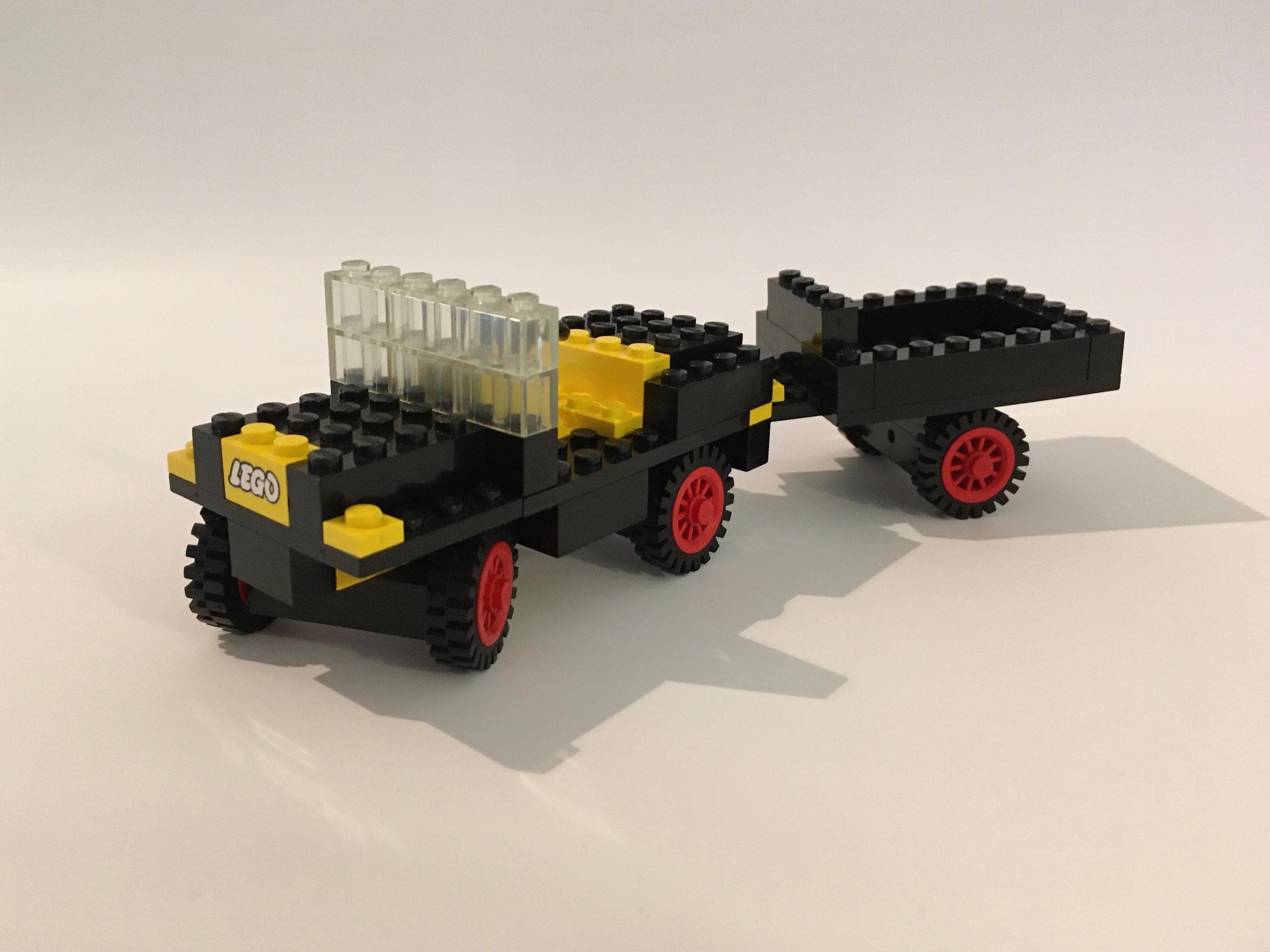 LEGO 385 Jeep with Steering