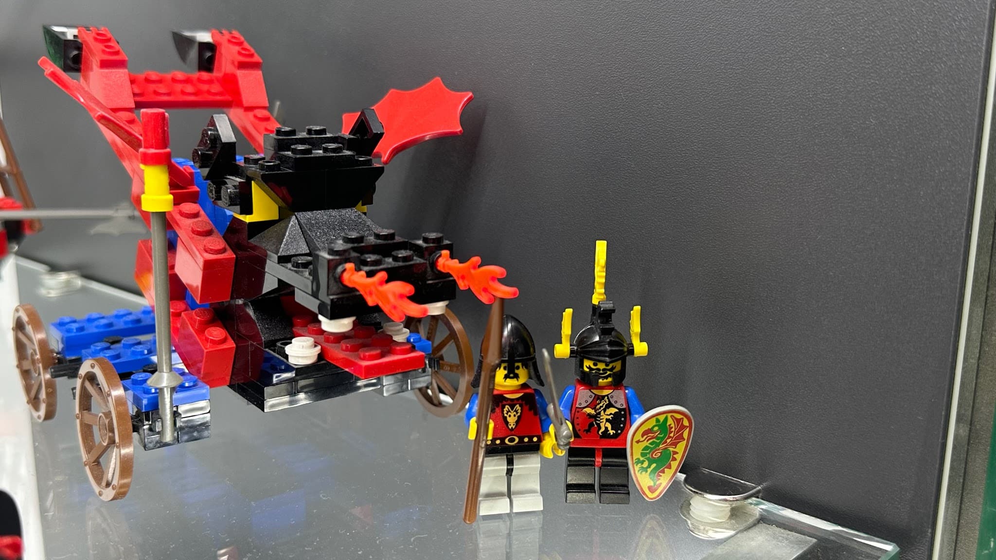 LEGO 6043 Dragon Defender
