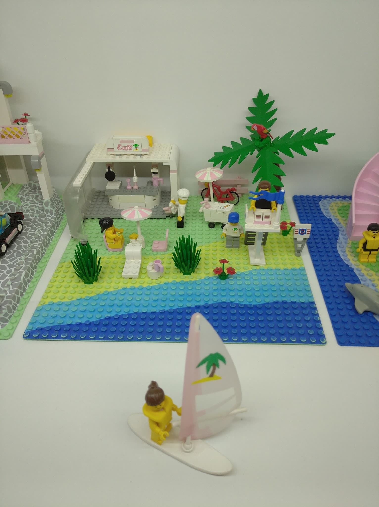 LEGO 6411 Sand Dollar Café