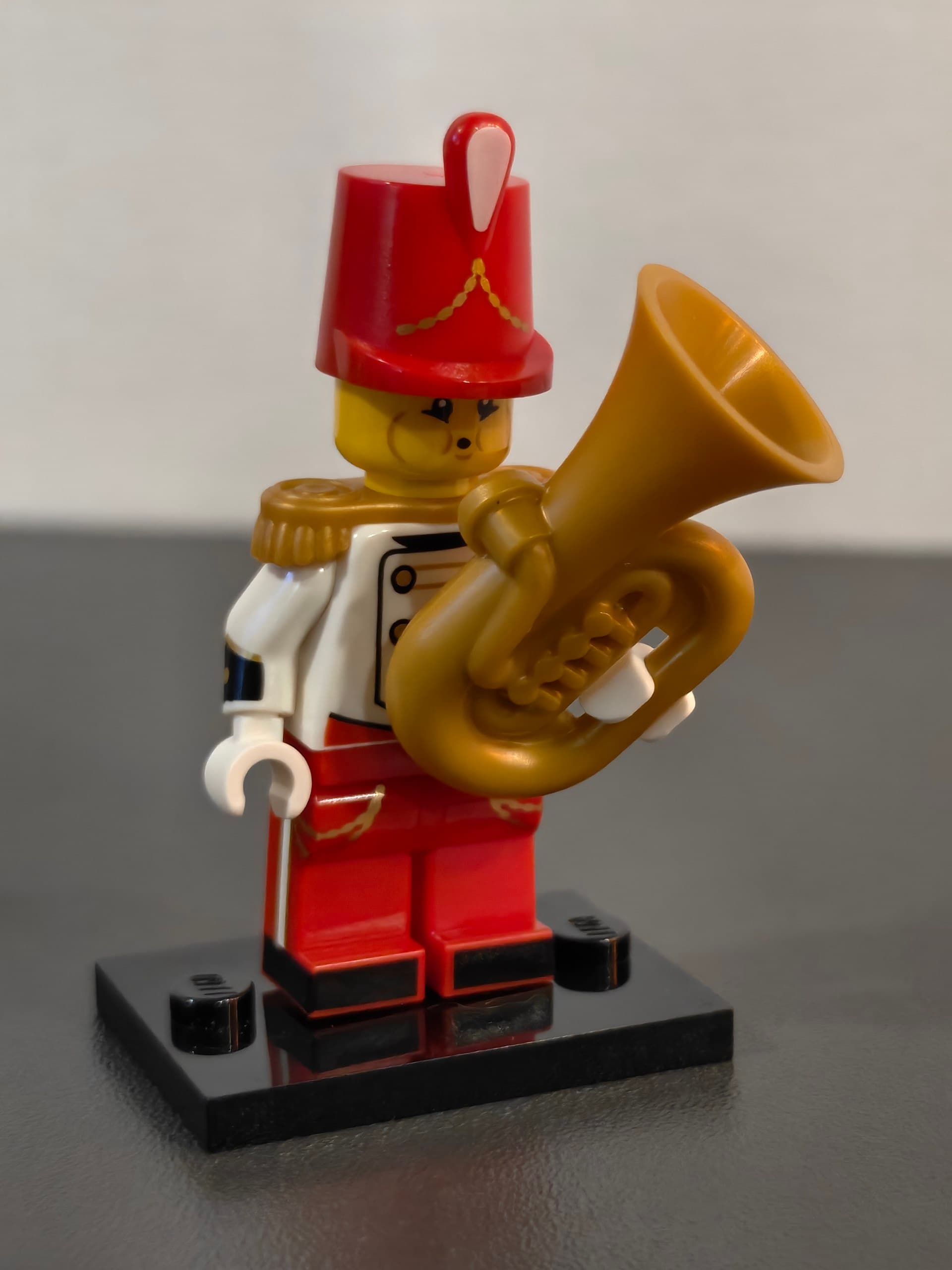 LEGO 71052-8 Tuba Player
