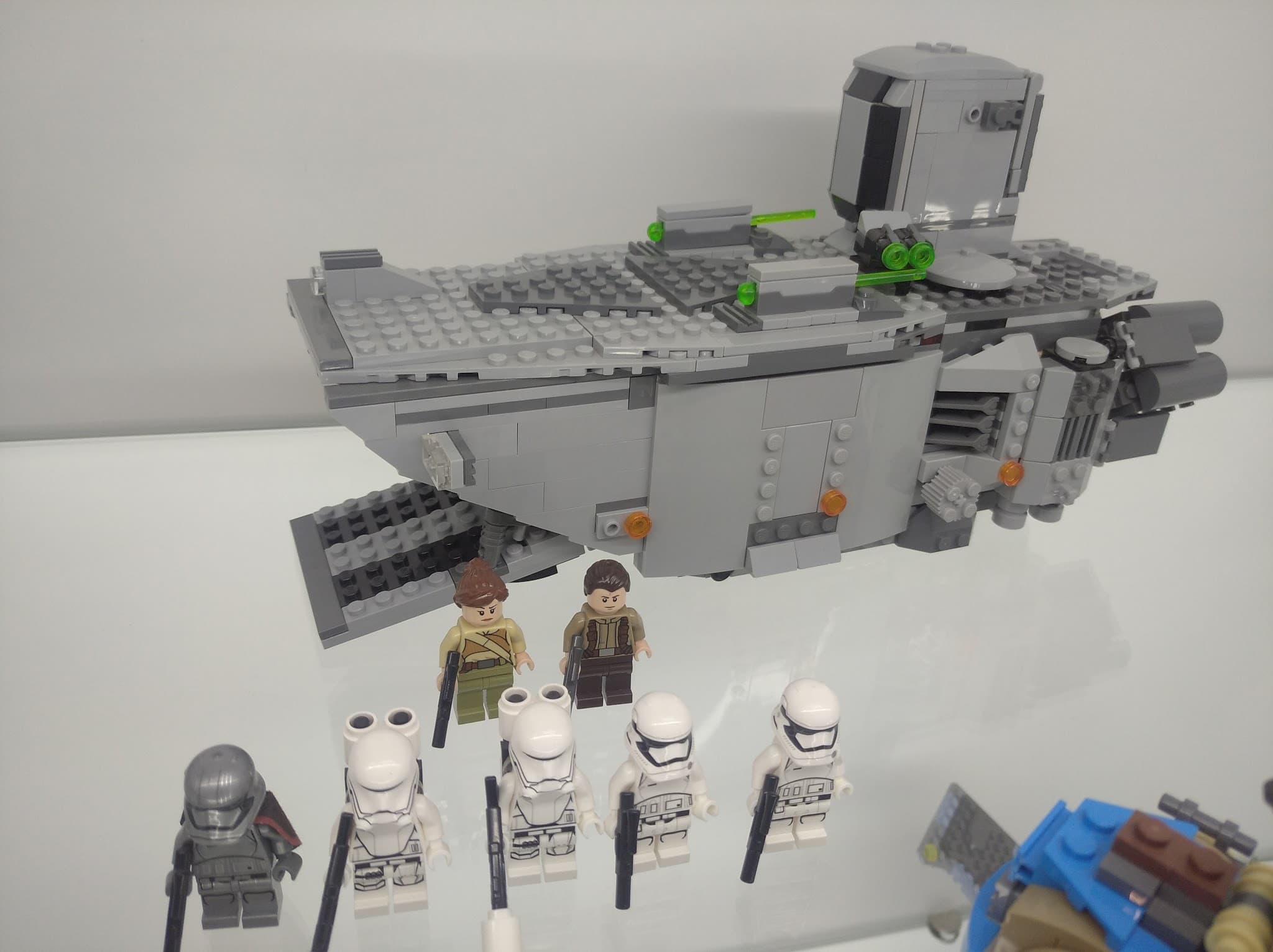 LEGO 75103 First Order Transporter