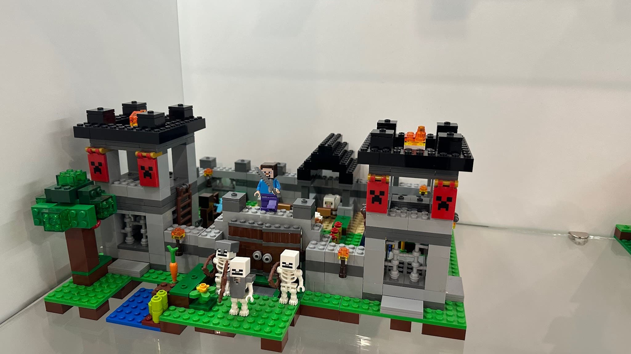LEGO 21127 The Fortress