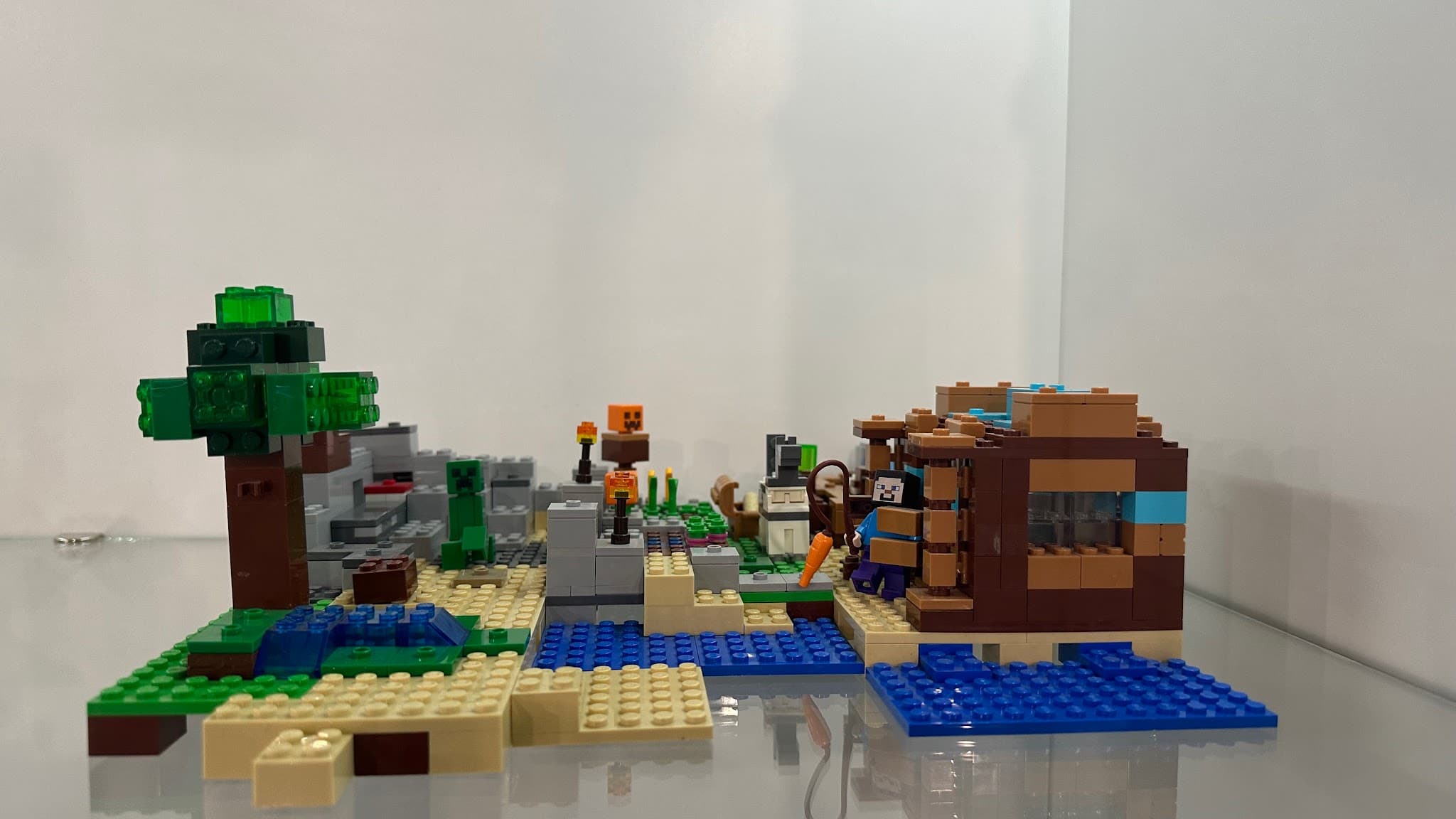 LEGO 21135 The Crafting Box 2.0