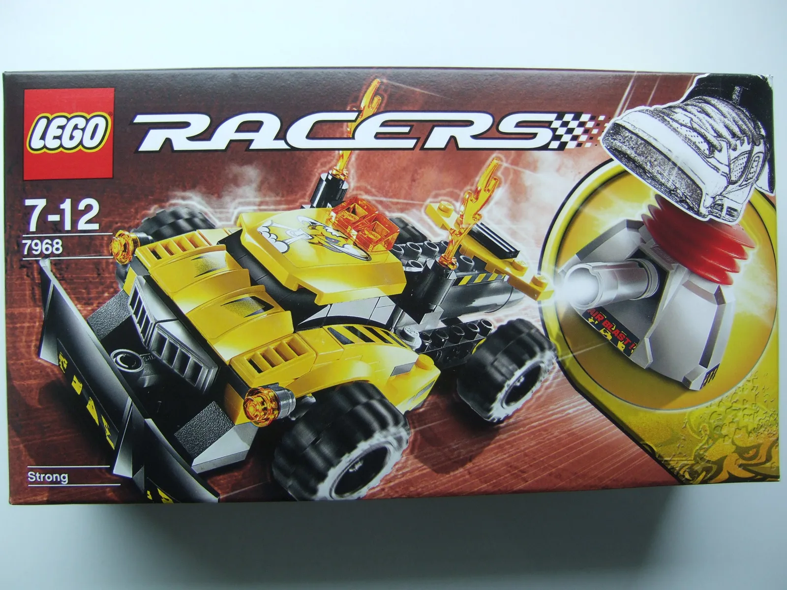 Strong 7968, серия Racers, 91 деталь, 2010 год. Набор с пусковой подушкой