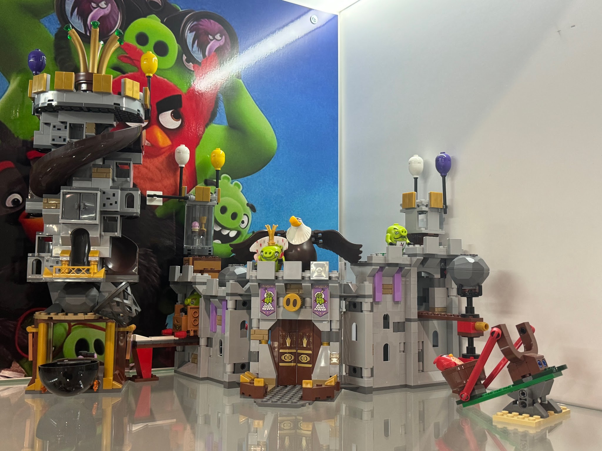 King Pig's Castle 75826, серия The Angry Birds Movie, 859 деталей, 2016 год